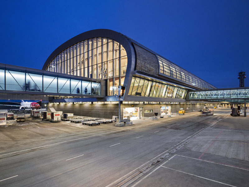 Exterior WFX - Gardemoen Airport Pir Nord